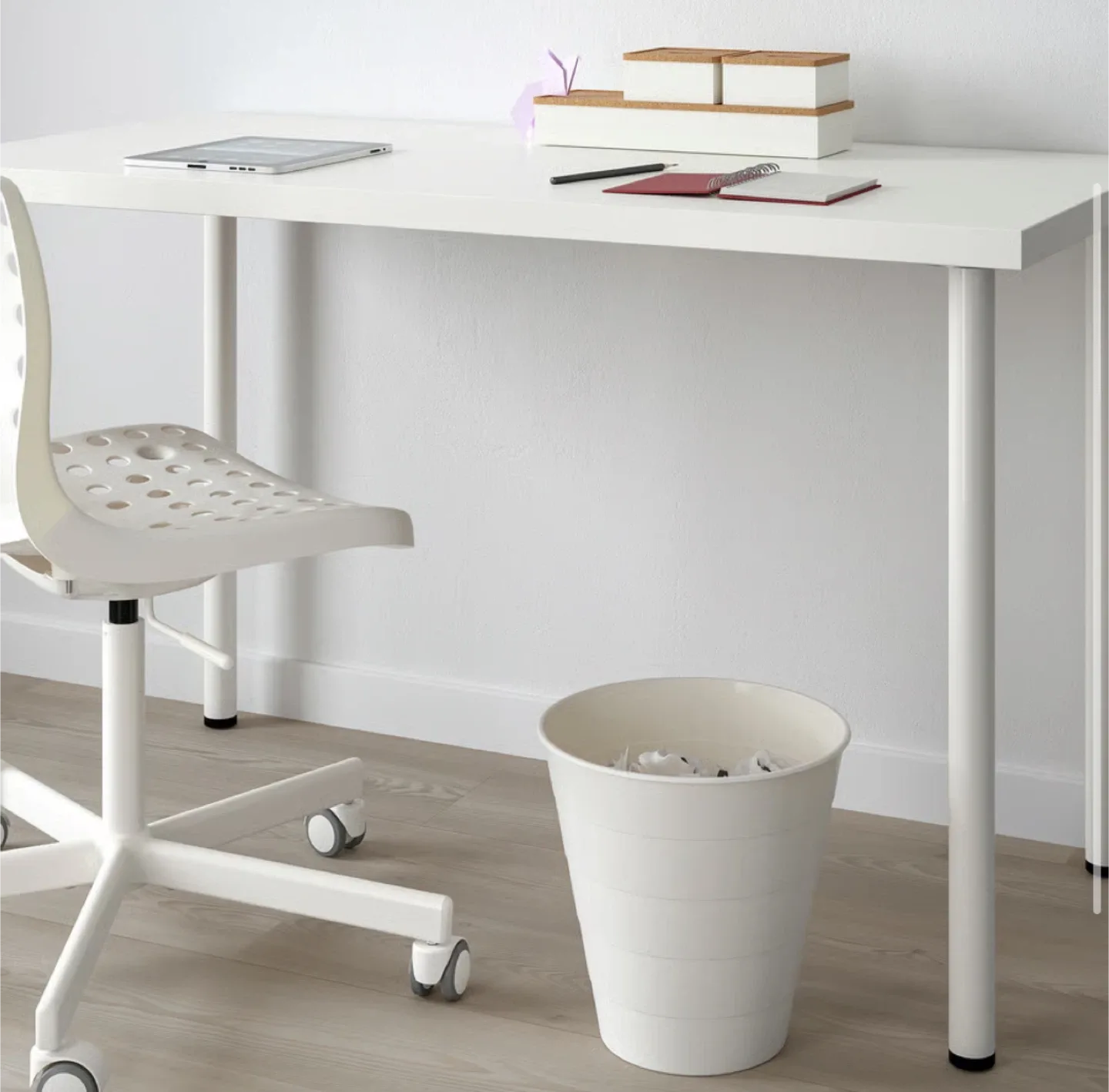 2  White Trash bins Like New! Great design for bathroom or Desk image indicator(6)