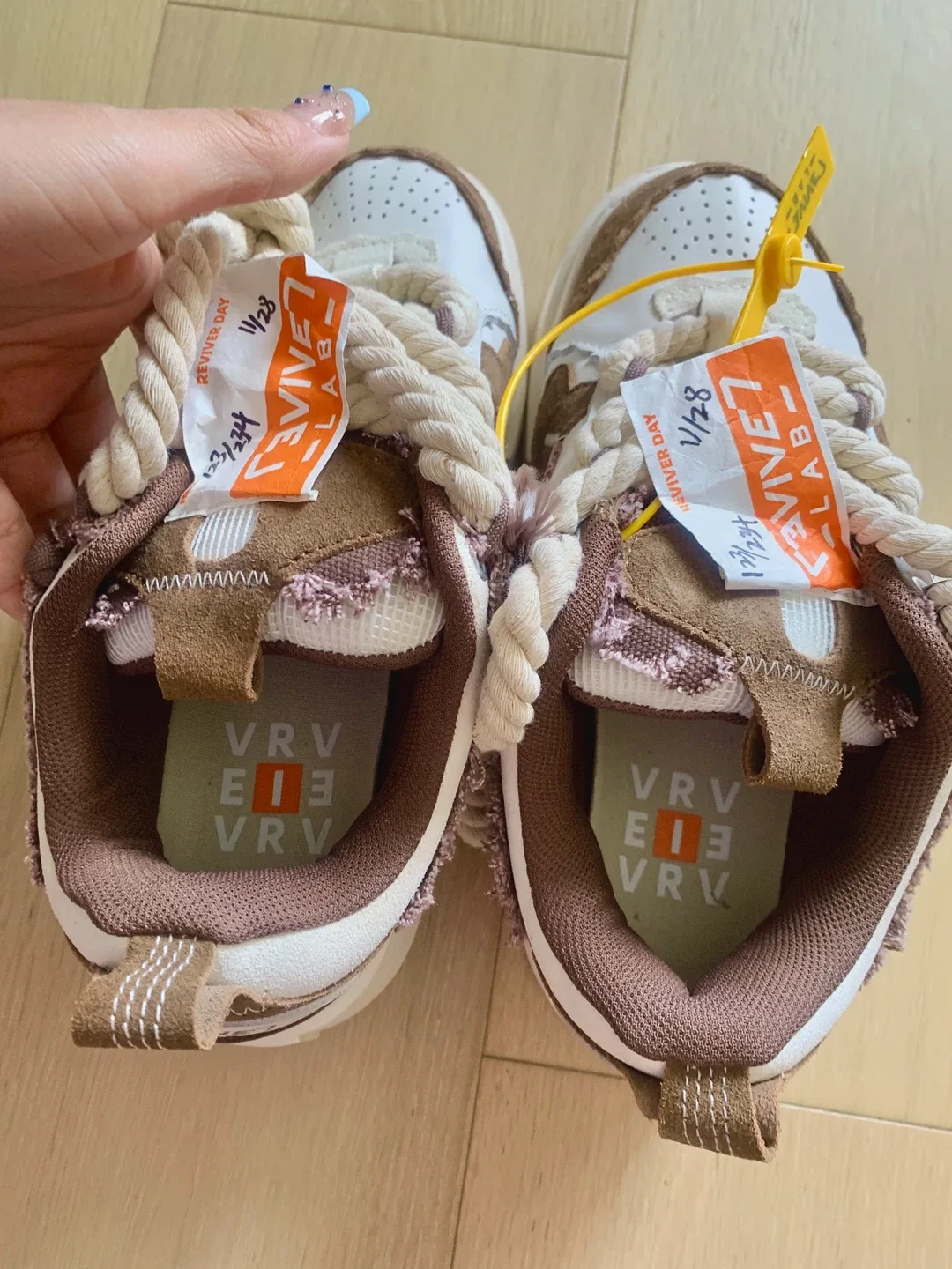 New Revive Lab Brown & White Sneakers Size 37 image indicator(5)