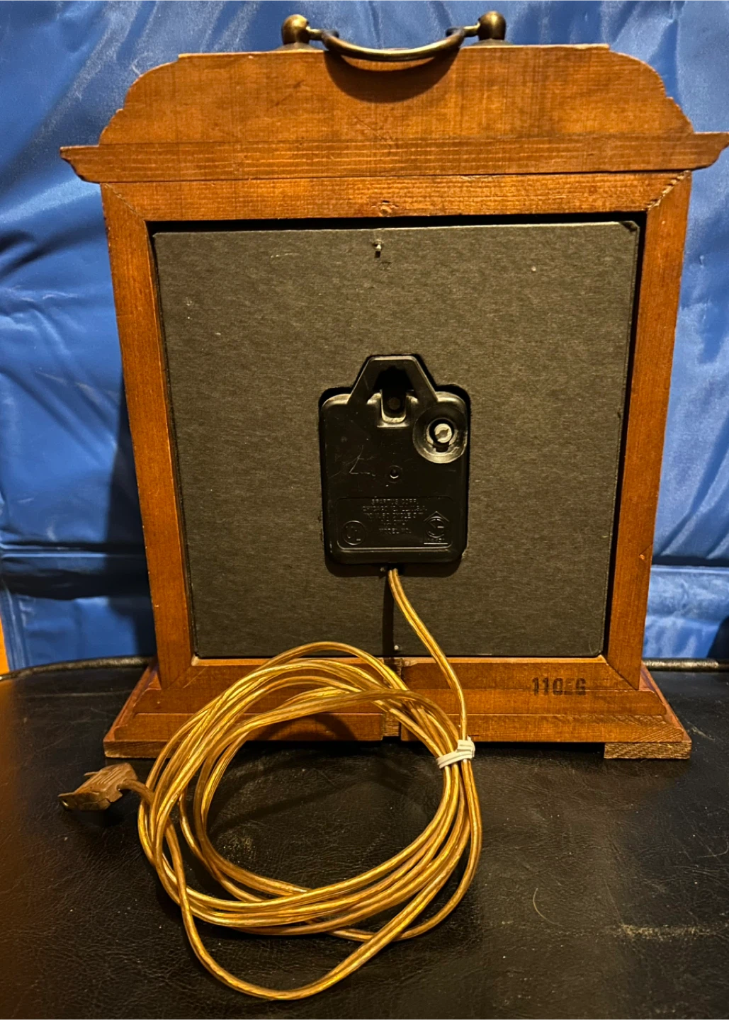 Vintage Spartus Wooden Mantle Clock - photo 2