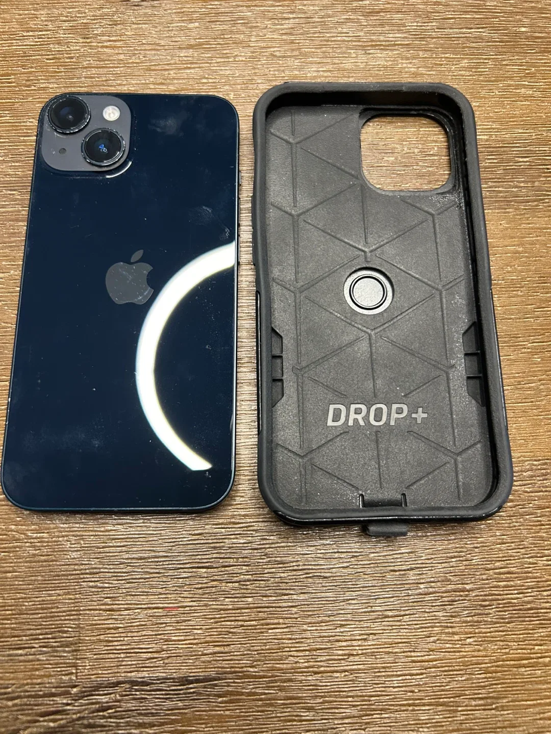 Apple iPhone 14 - Excellent Condition! image indicator(4)