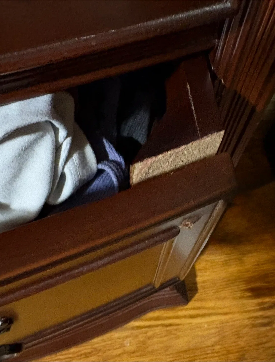 Bombay Company King canopy bed and dressers image indicator(5)