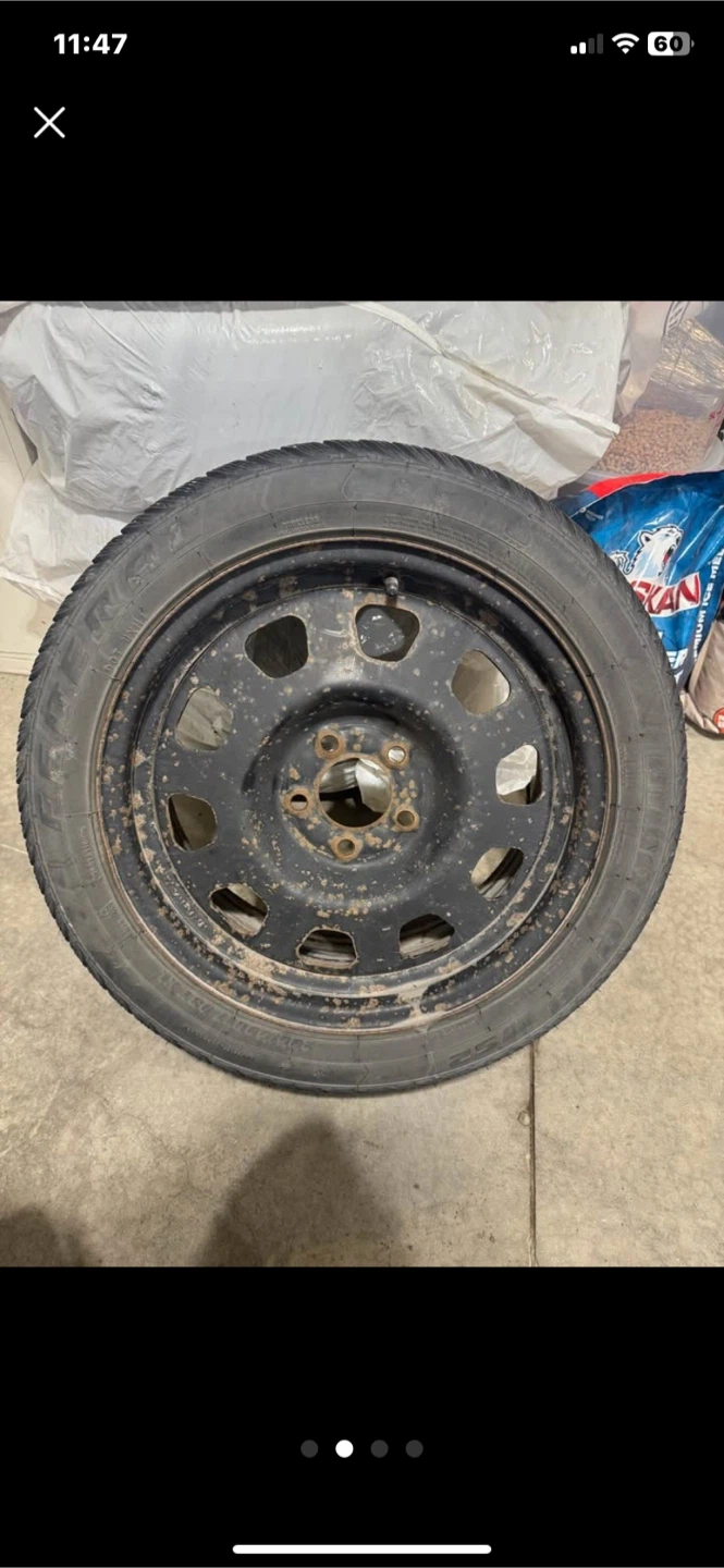 Set of 4 Winter Tires 205/60R17 99T XL - photo 2