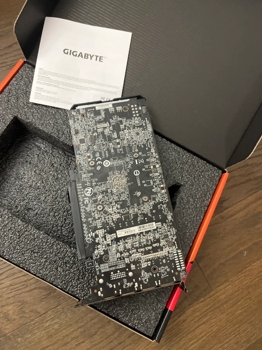 Gigabyte Radeon RX 590 Gaming 8G Graphics Card image indicator(4)