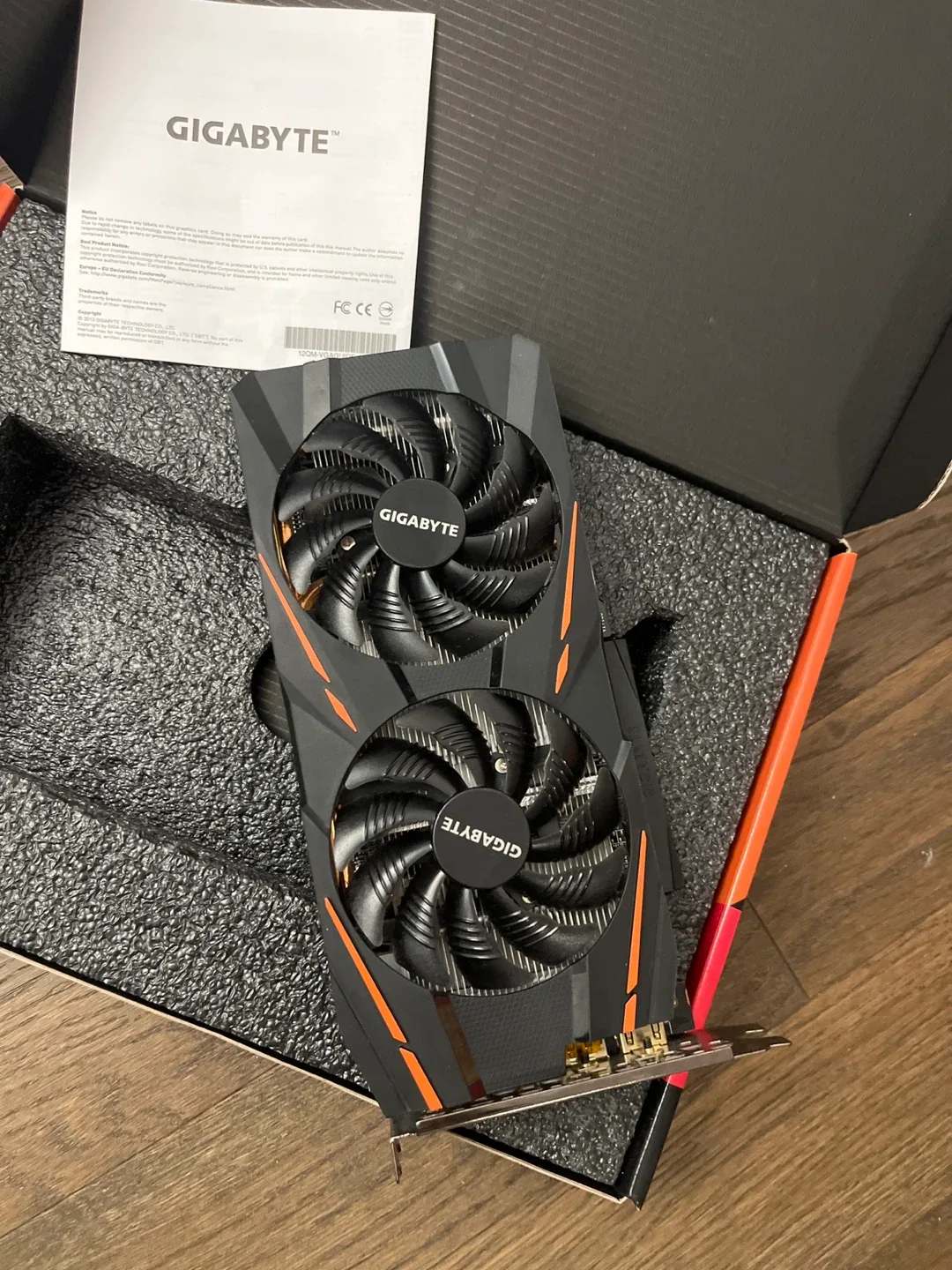 Gigabyte Radeon RX 590 Gaming 8G Graphics Card image indicator(3)