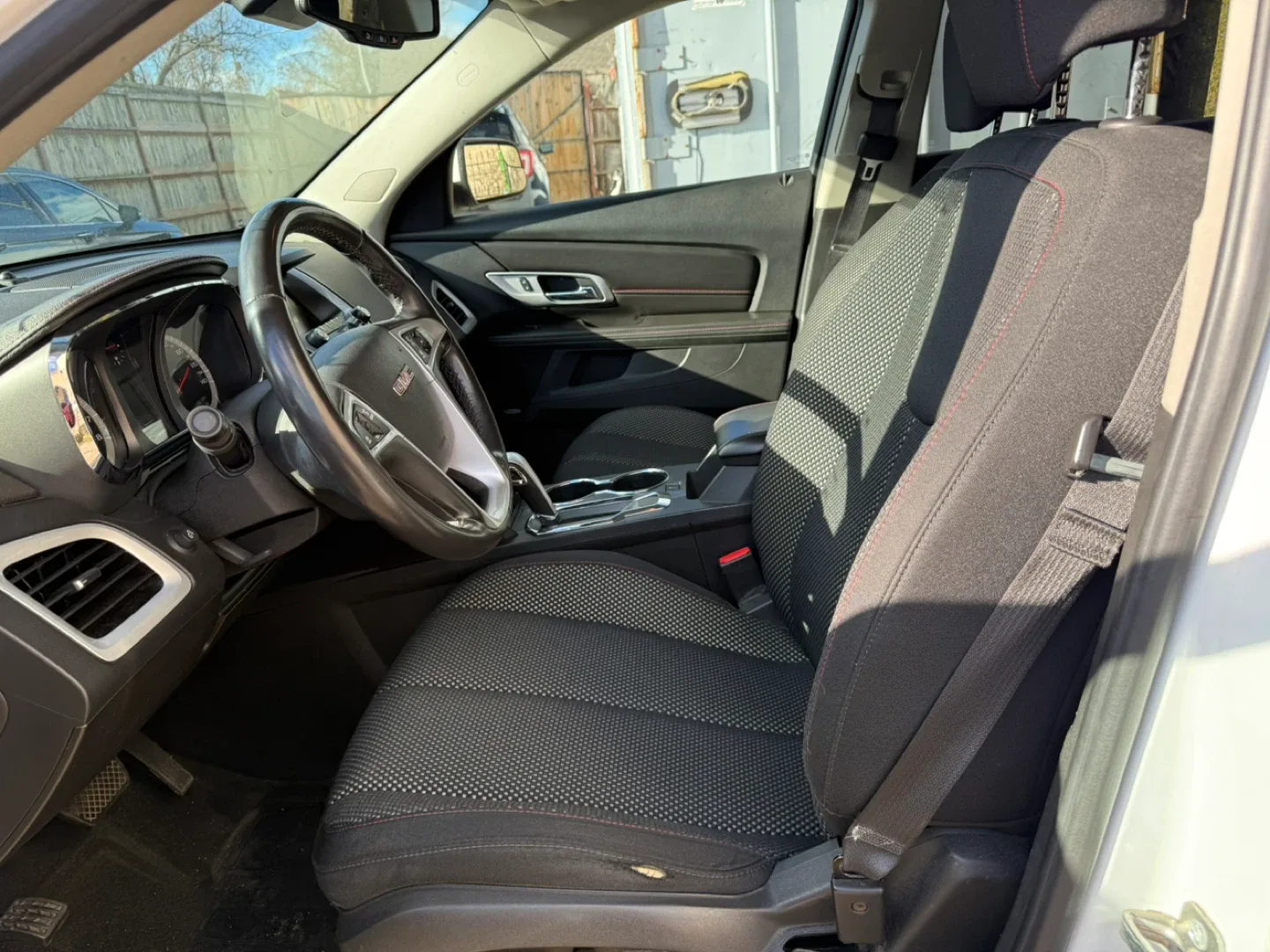 GMC Terrain Interior & Exterior 2014 image indicator(6)