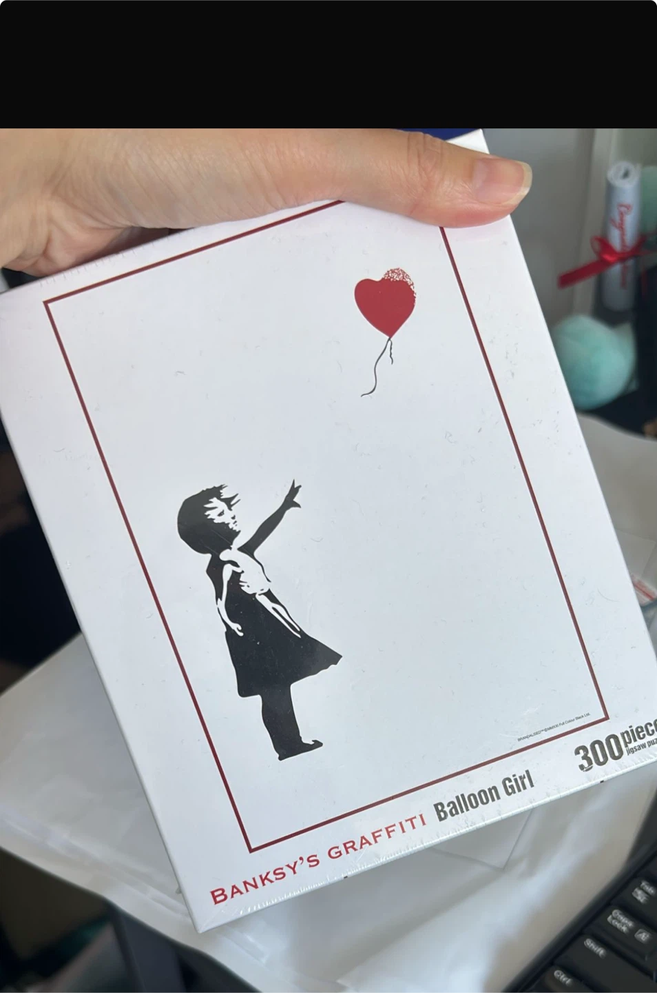 Banksy's Graffiti Balloon Girl 300 Piece Jigsaw Puzzle
