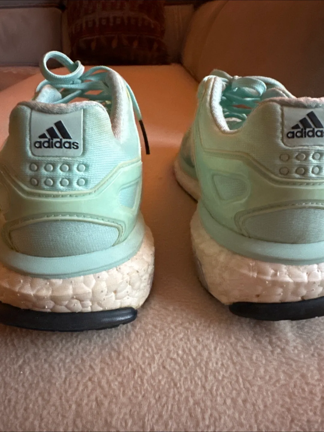 Adidas runners image indicator(3)