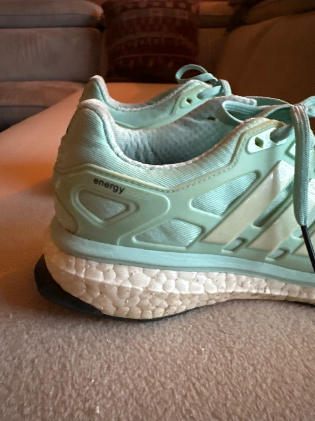 Adidas runners image indicator(2)