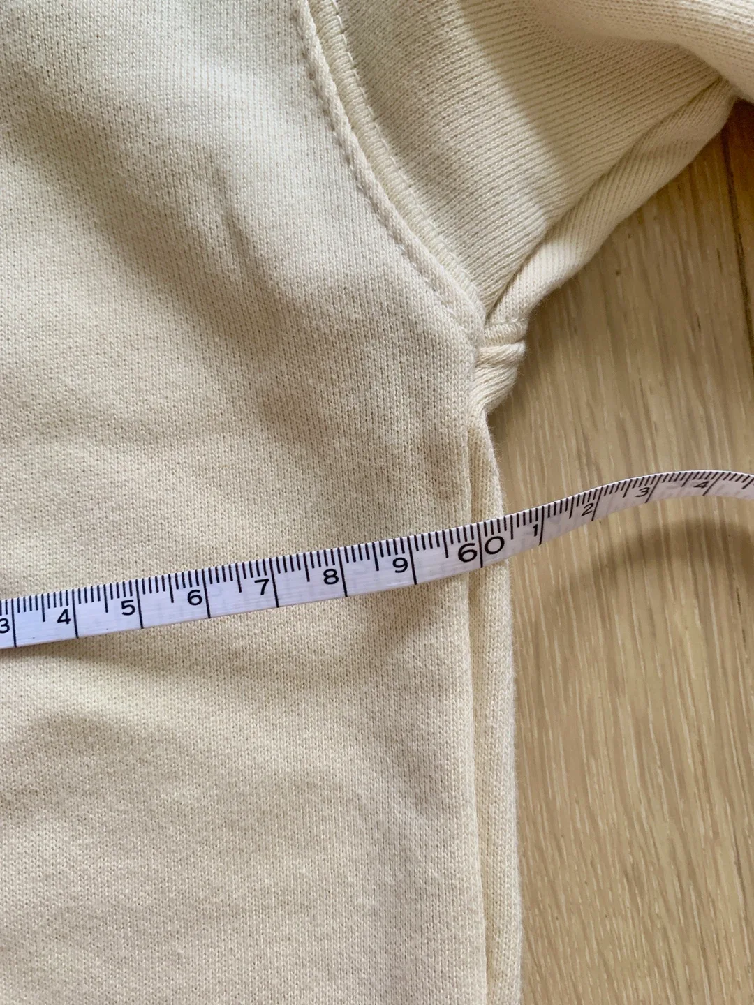 New Women’s Hoodie image indicator(6)