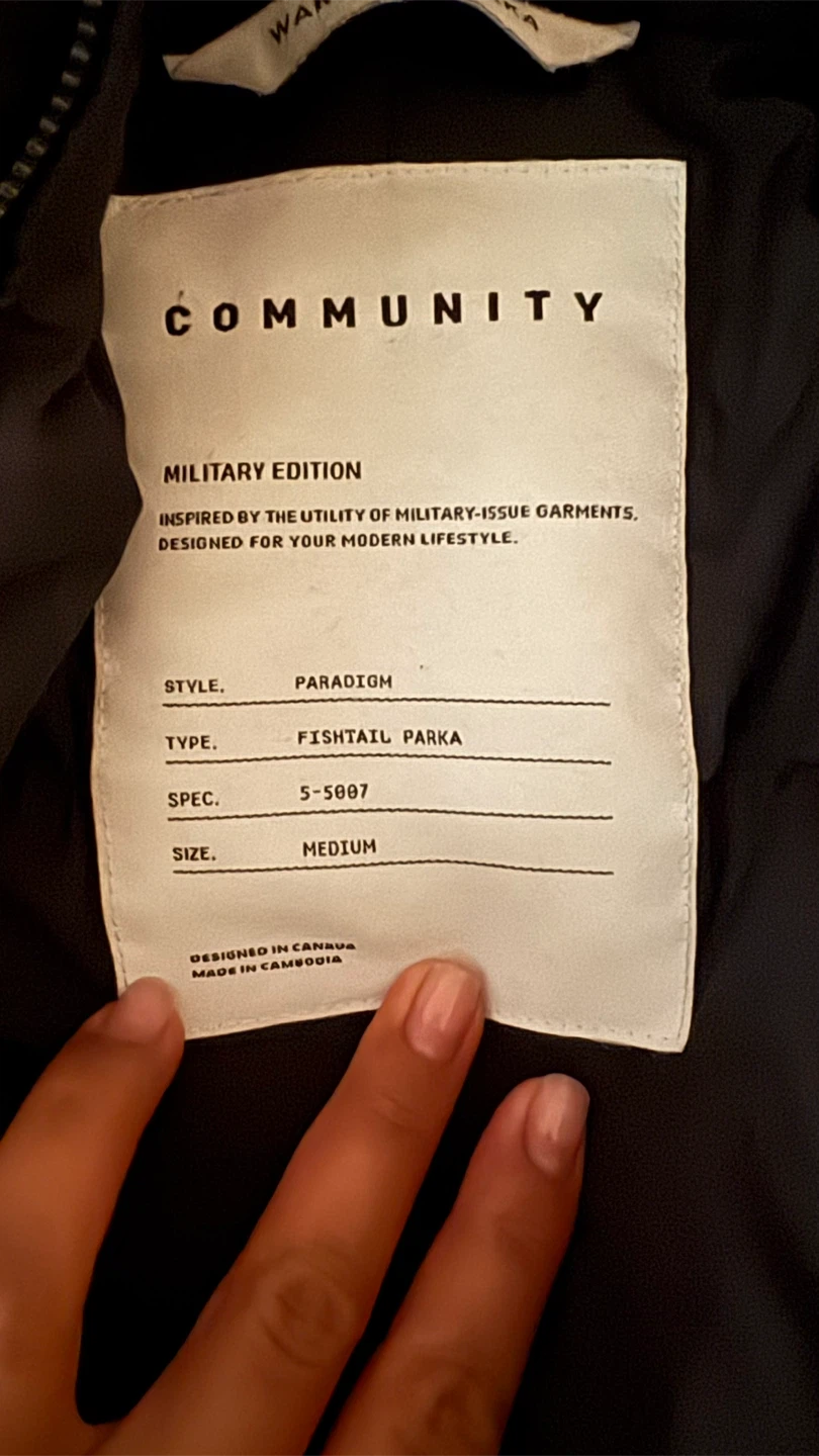 Community Paradigm Fishtail Parka - Size Medium - photo 3