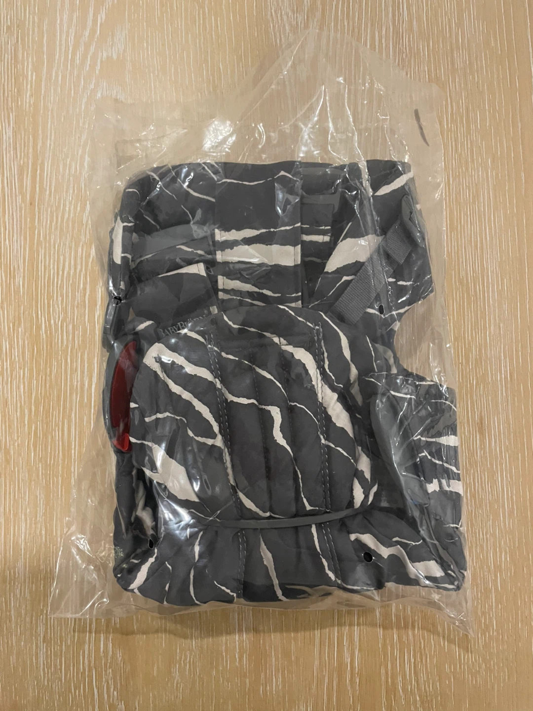 Brand new BabyBjorn Baby Carrier mini - photo 3