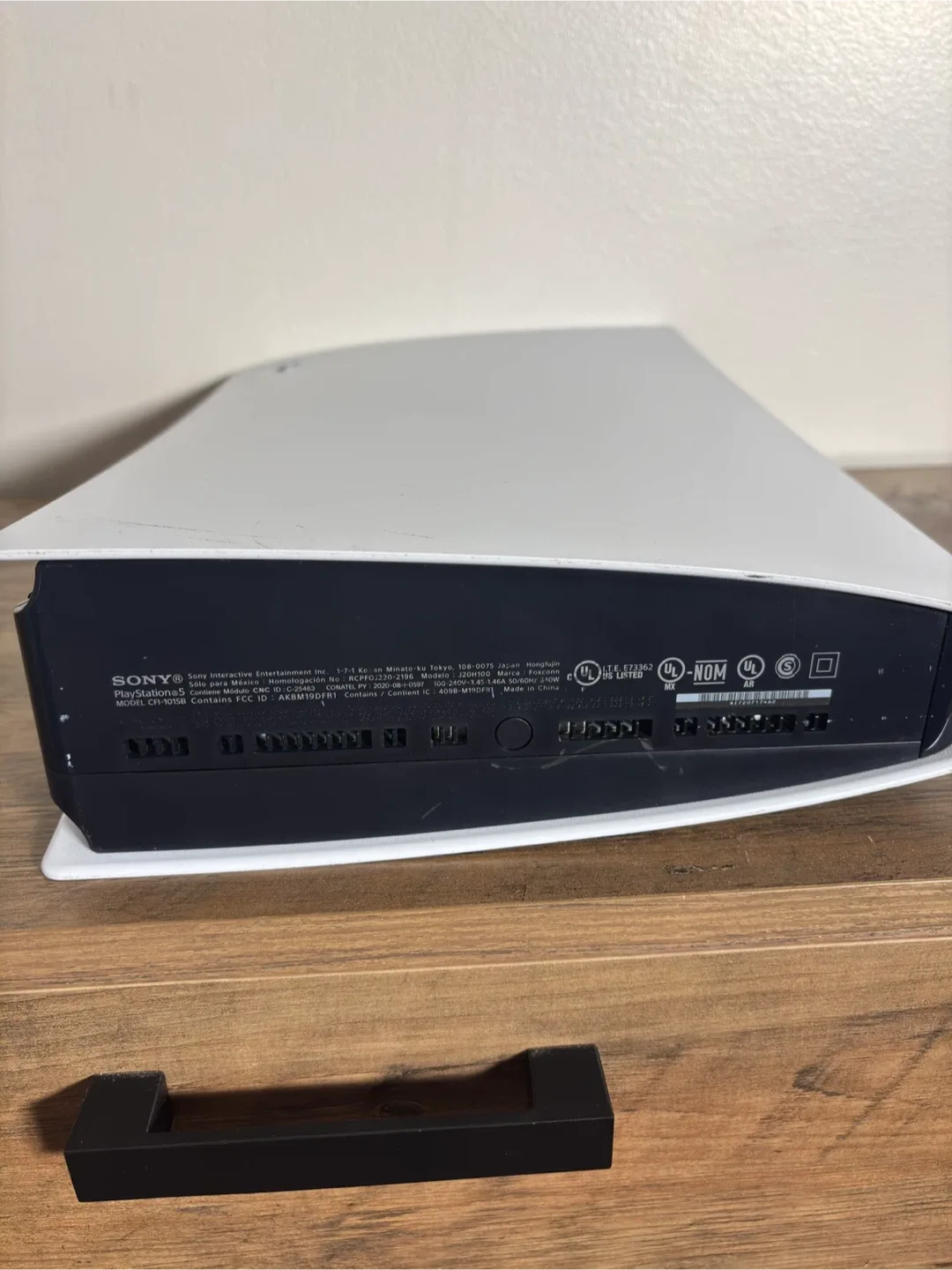 PS5 Digital Edition (825GB) + Controller & 2 Games - Act Now! image indicator(5)