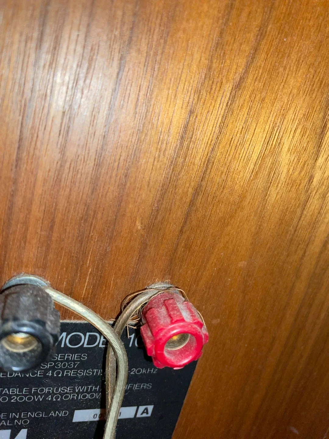 KEF Model 104/2 Speakers - Vintage Audio image indicator(3)