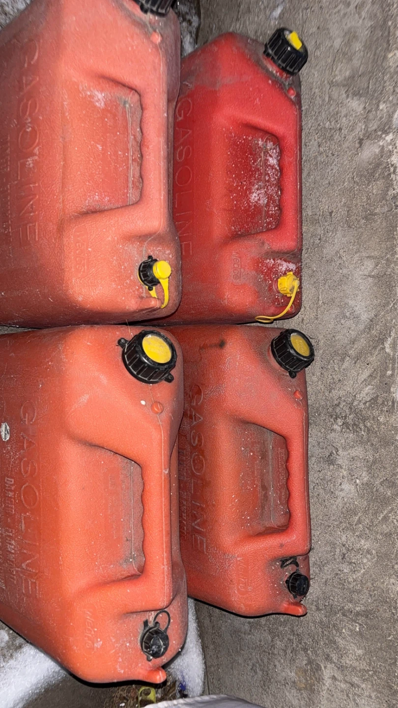 Red Gas Canisters - photo 2