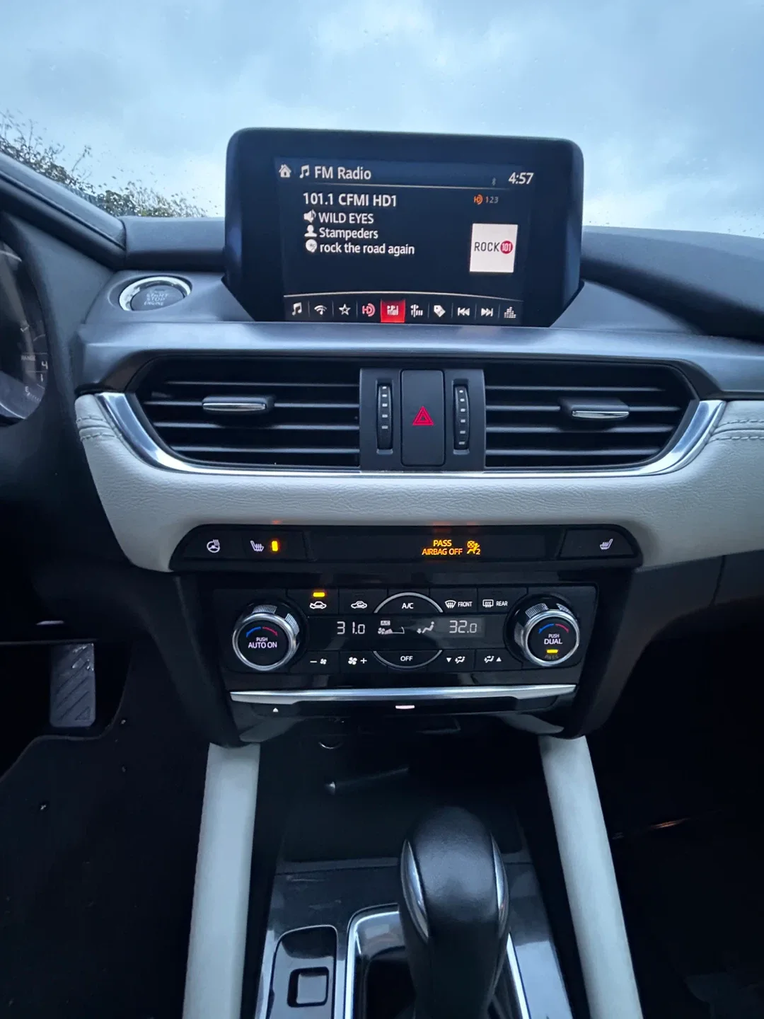 Mazda 6 touring image indicator(6)