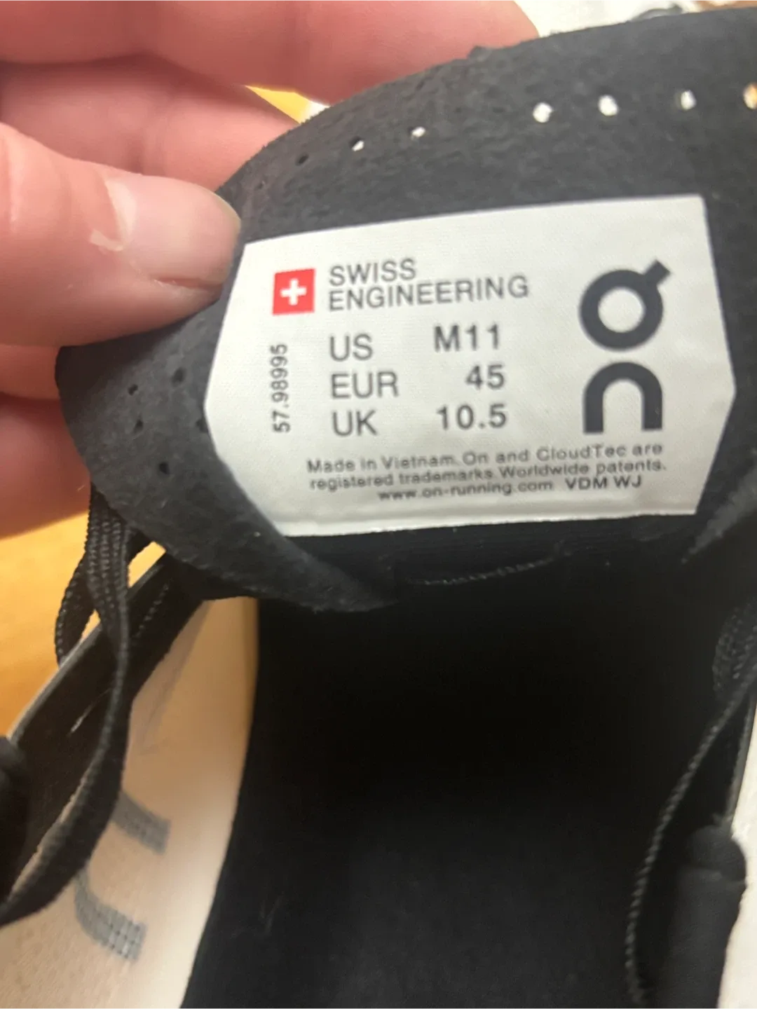 Oncloud Cloudboom Echo - US Men's 11 image indicator(2)