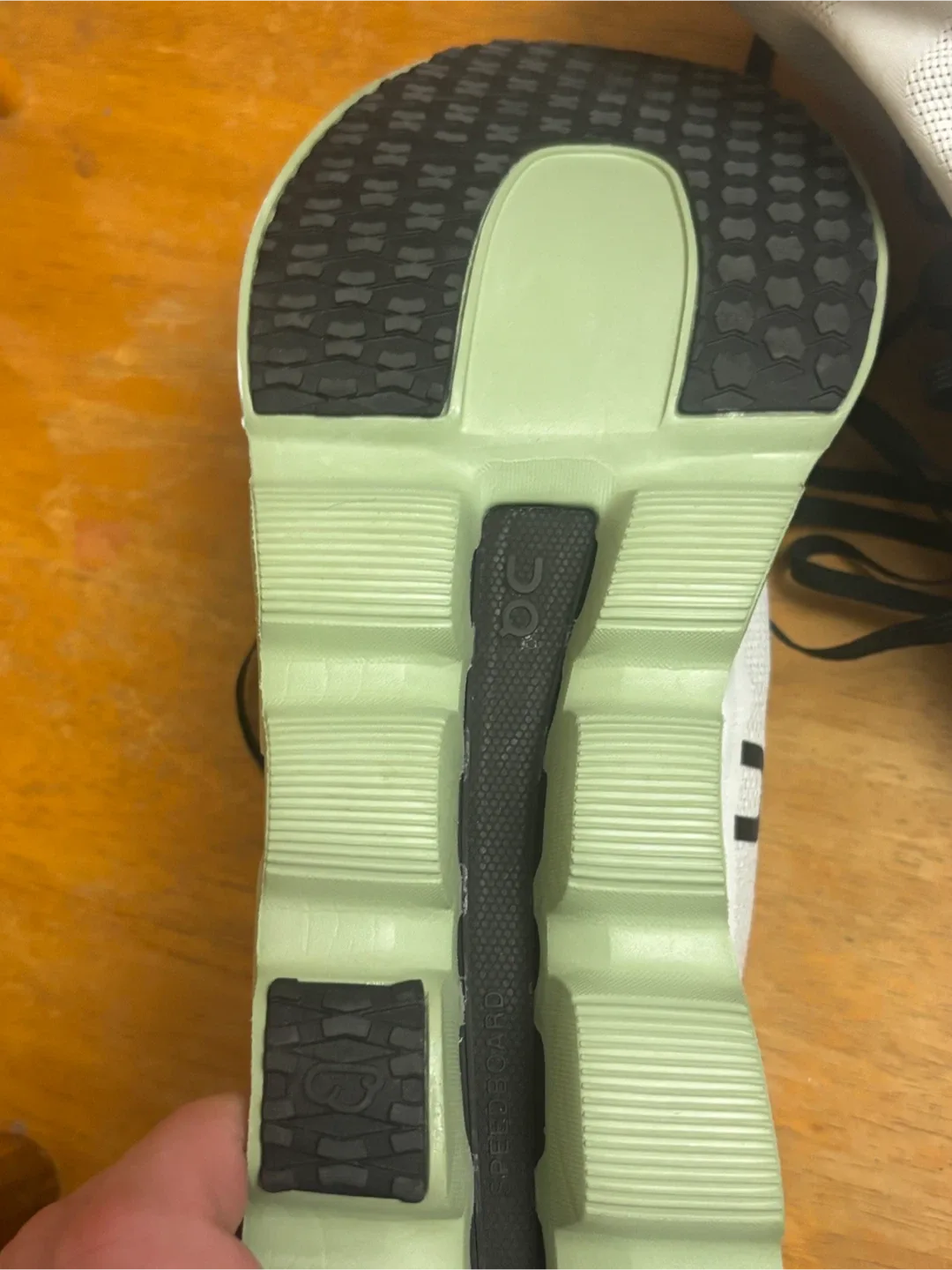 Oncloud Cloudboom Echo - US Men's 11 image indicator(4)