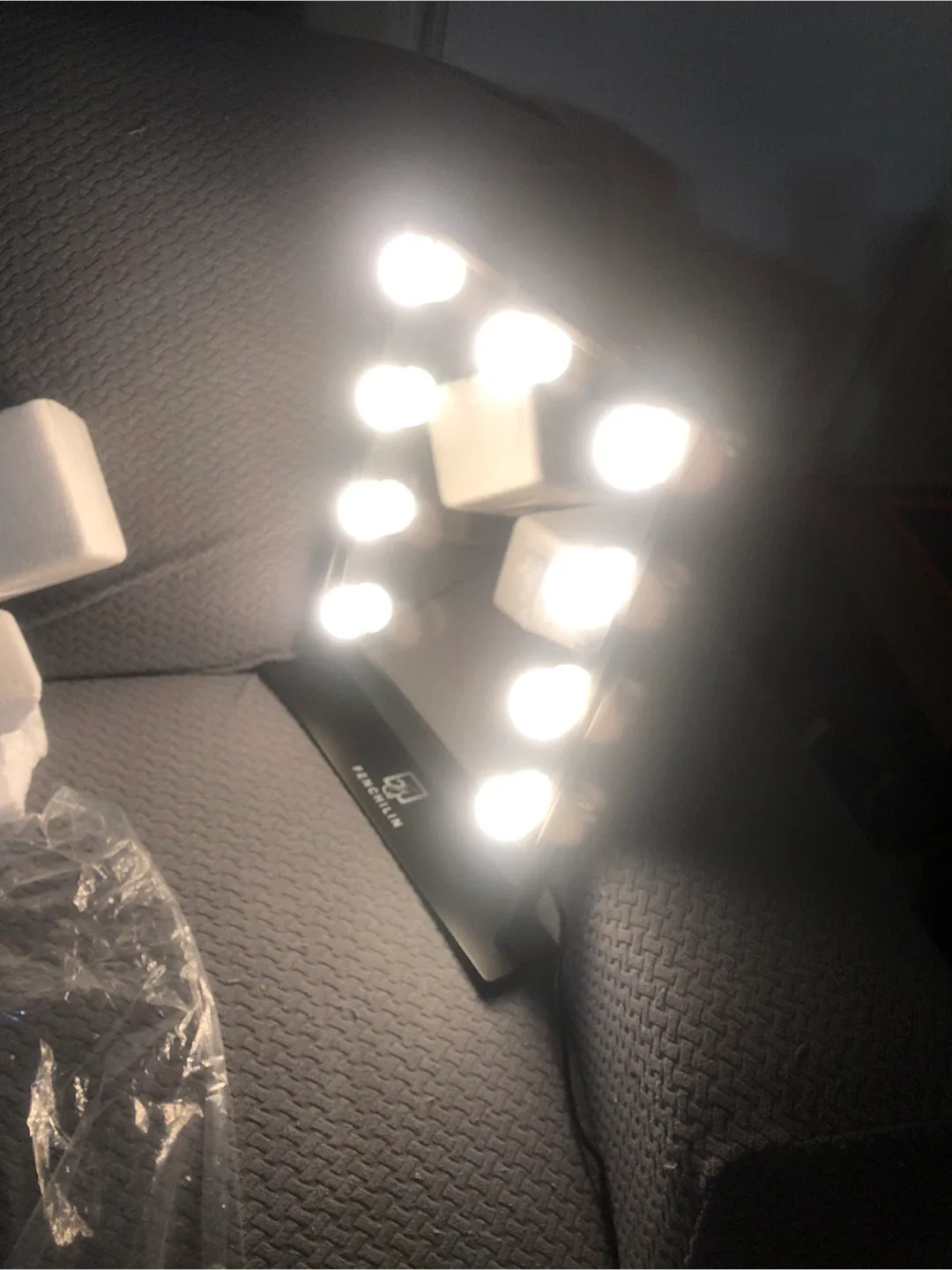 FENCHILIN Hollywood vanity  Makeup Mirror - New in Box! image indicator(6)