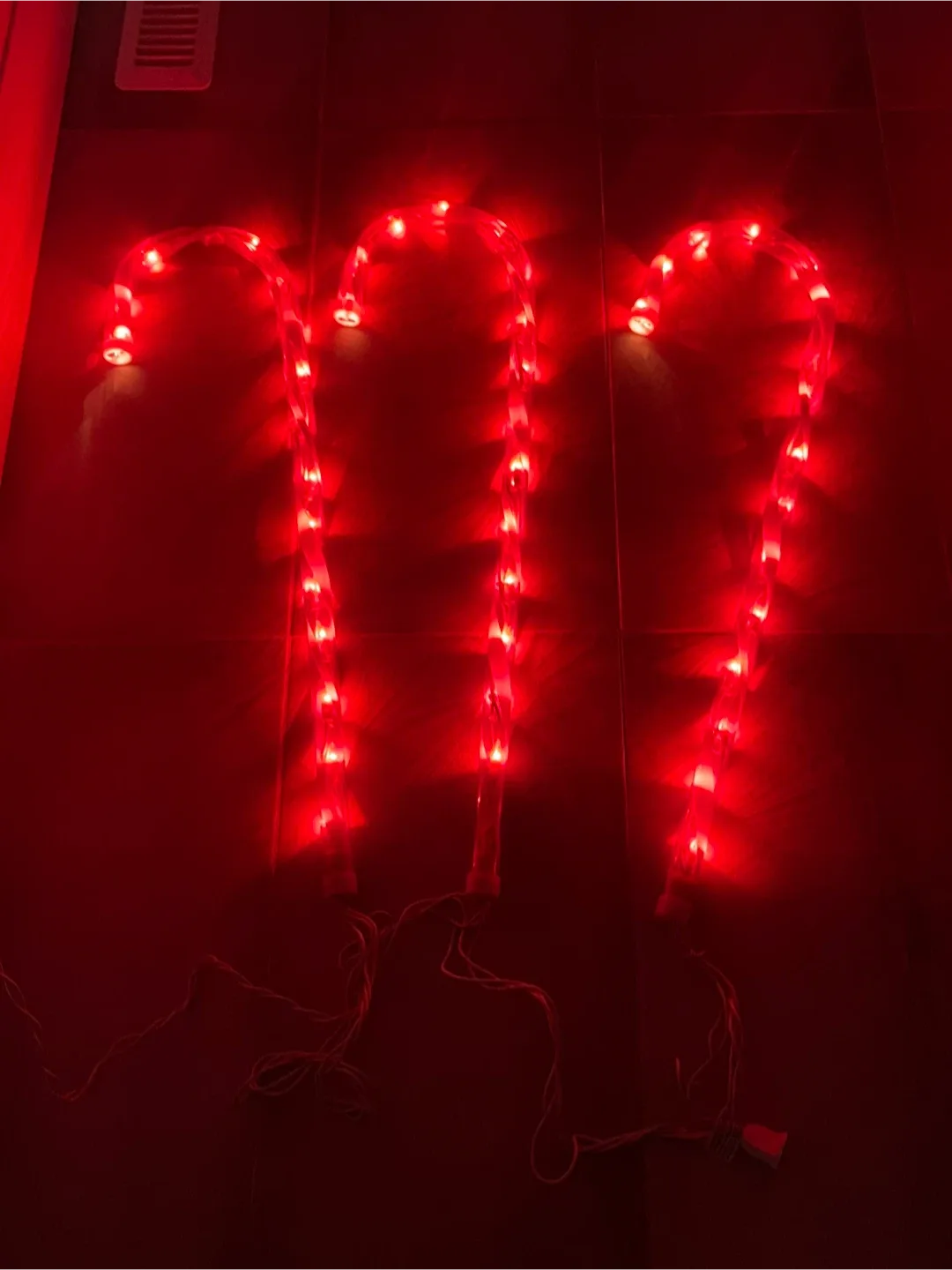 Outdoor Candy Cane Christmas Pathway Markers - Set of 12 image indicator(6)