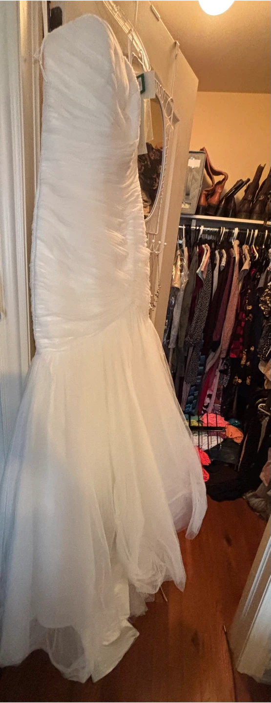 White Strapless Wedding Dress mori lee - photo 4