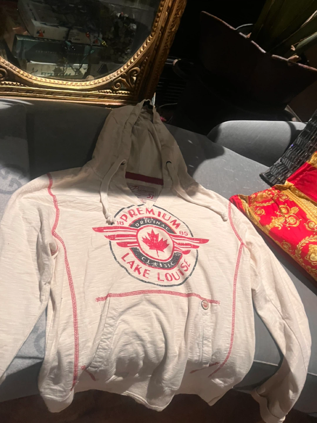 Premium Lake Louise Hoodie - Size S - photo 2