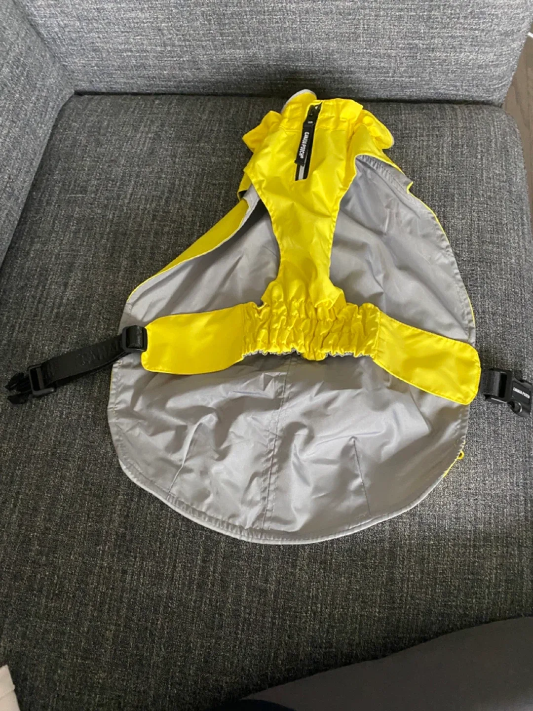 Canada Pooch Grow-With-Me Raincoat - Yellow, Size S image indicator(2)