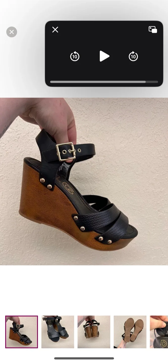 DLG Black Wedge Sandals - Size 7