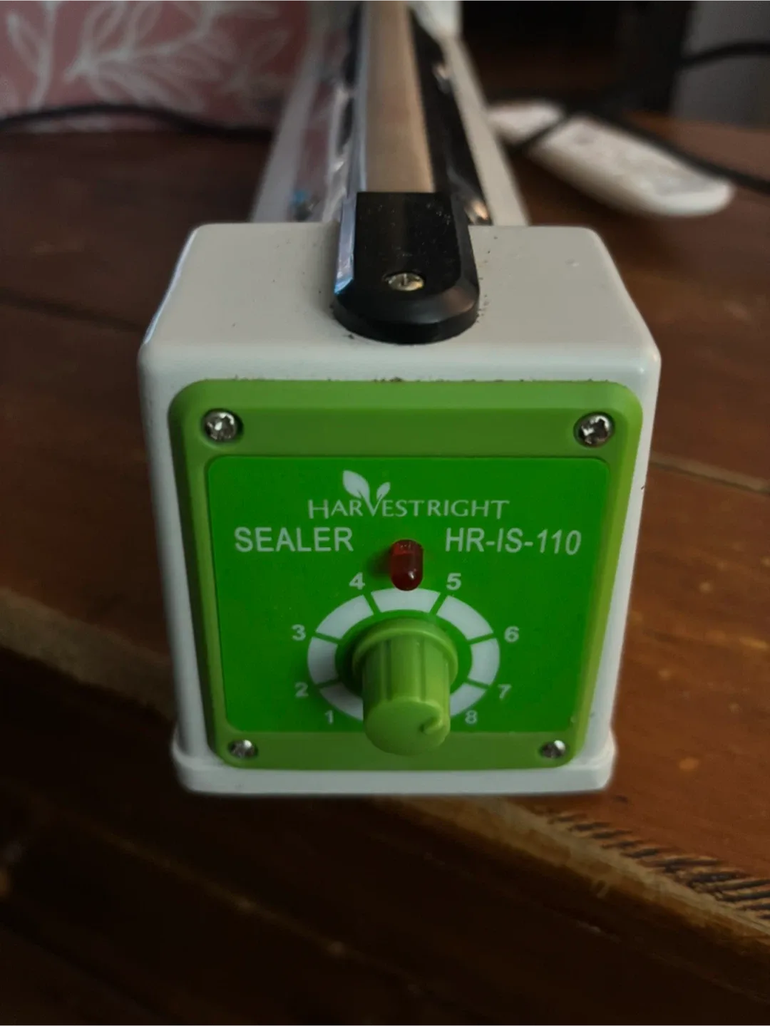 Harvest Right Vacuum Sealer 17 inch image indicator(7)