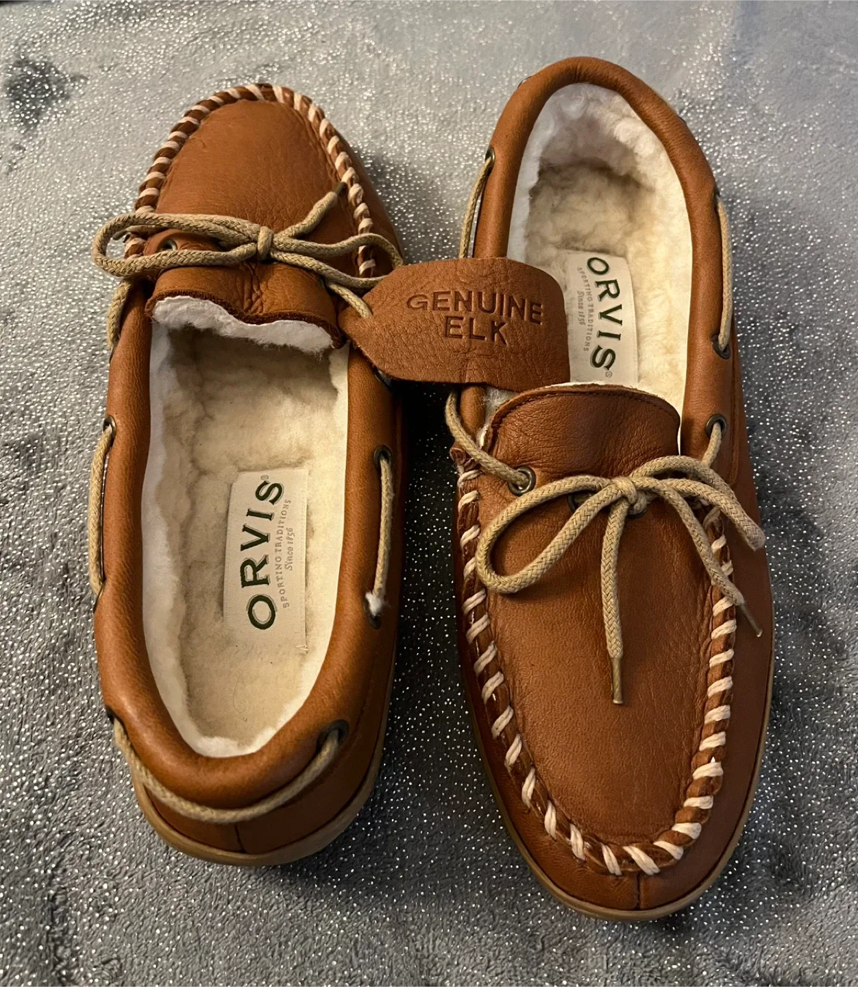 Orvis Leather Moccasin Slippers Women Size 9