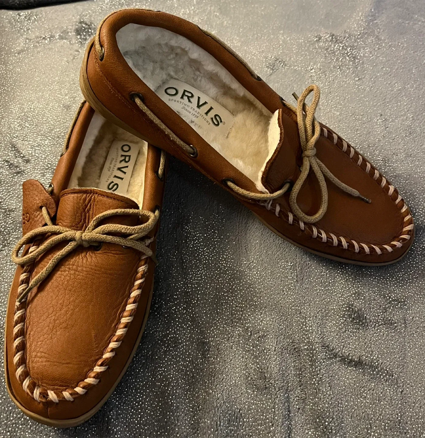 Orvis Leather Moccasin Slippers Women Size 9 image indicator(7)