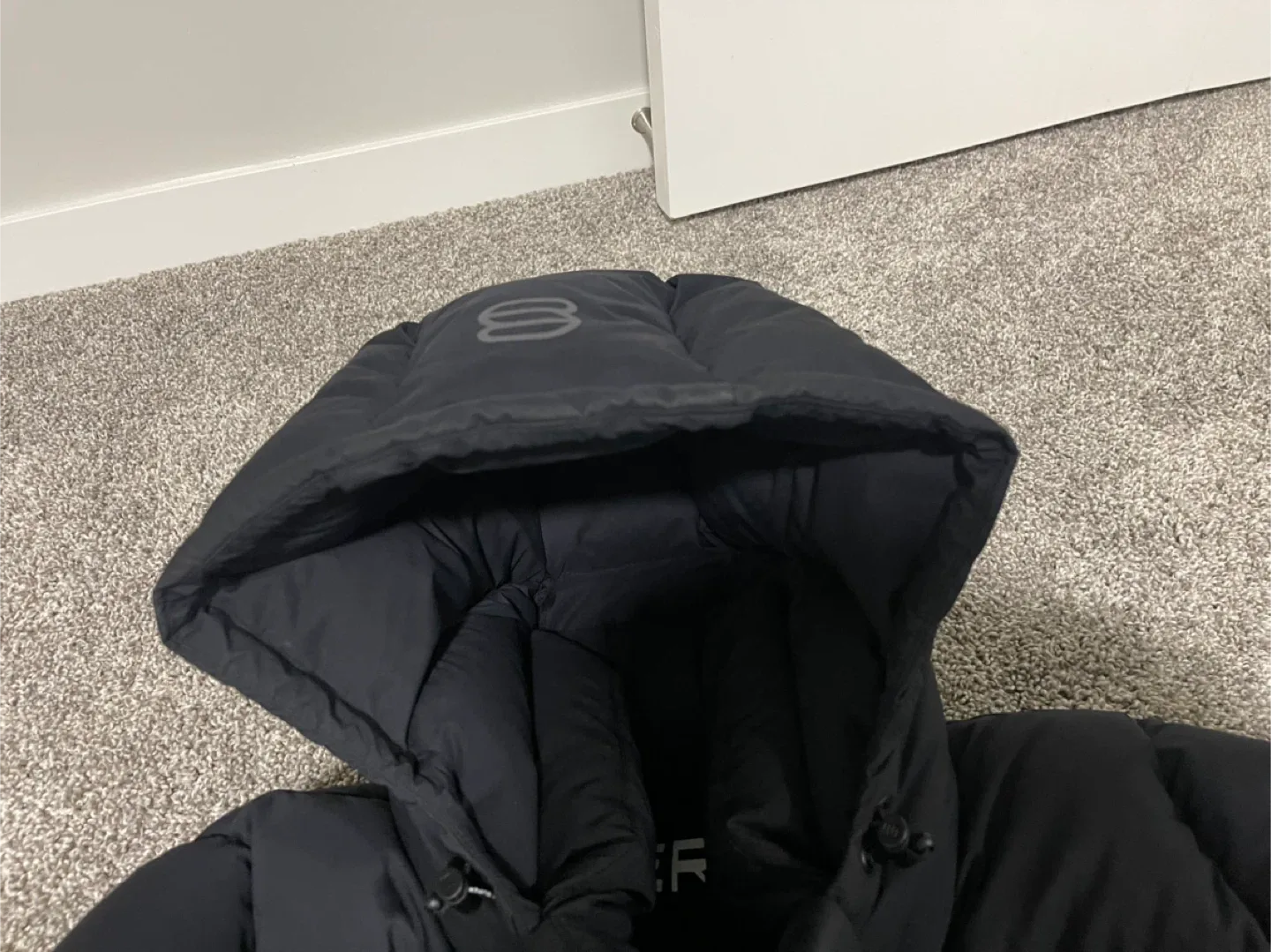 Aritzia The Super Puff™ Black, Size M image indicator(4)