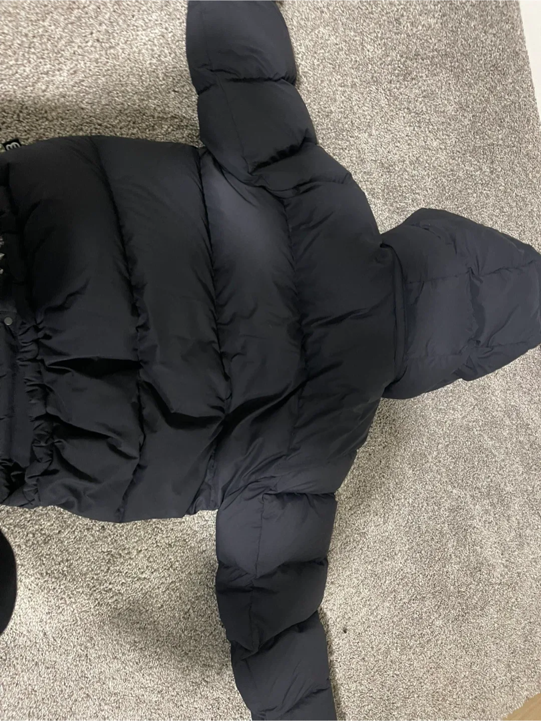 Aritzia The Super Puff™ Black, Size M image indicator(5)