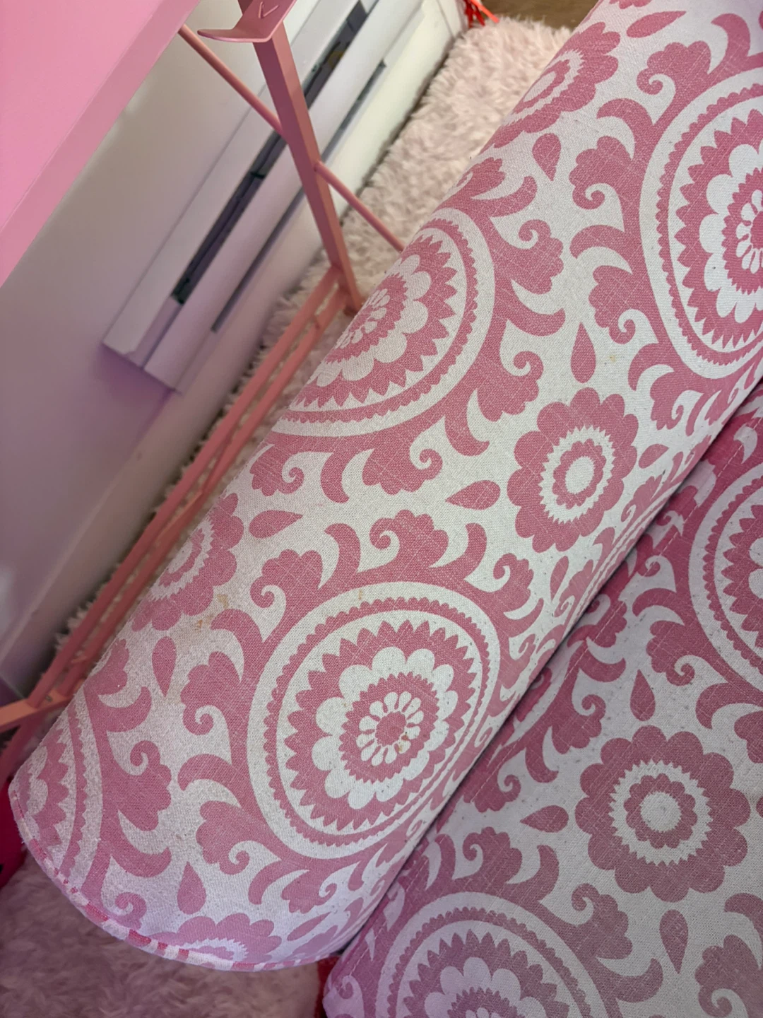 Pink Patterned Armchair - photo 2
