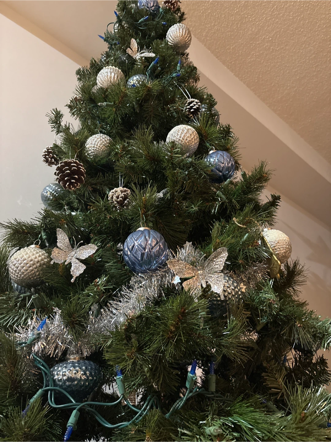 6ft Christmas tree