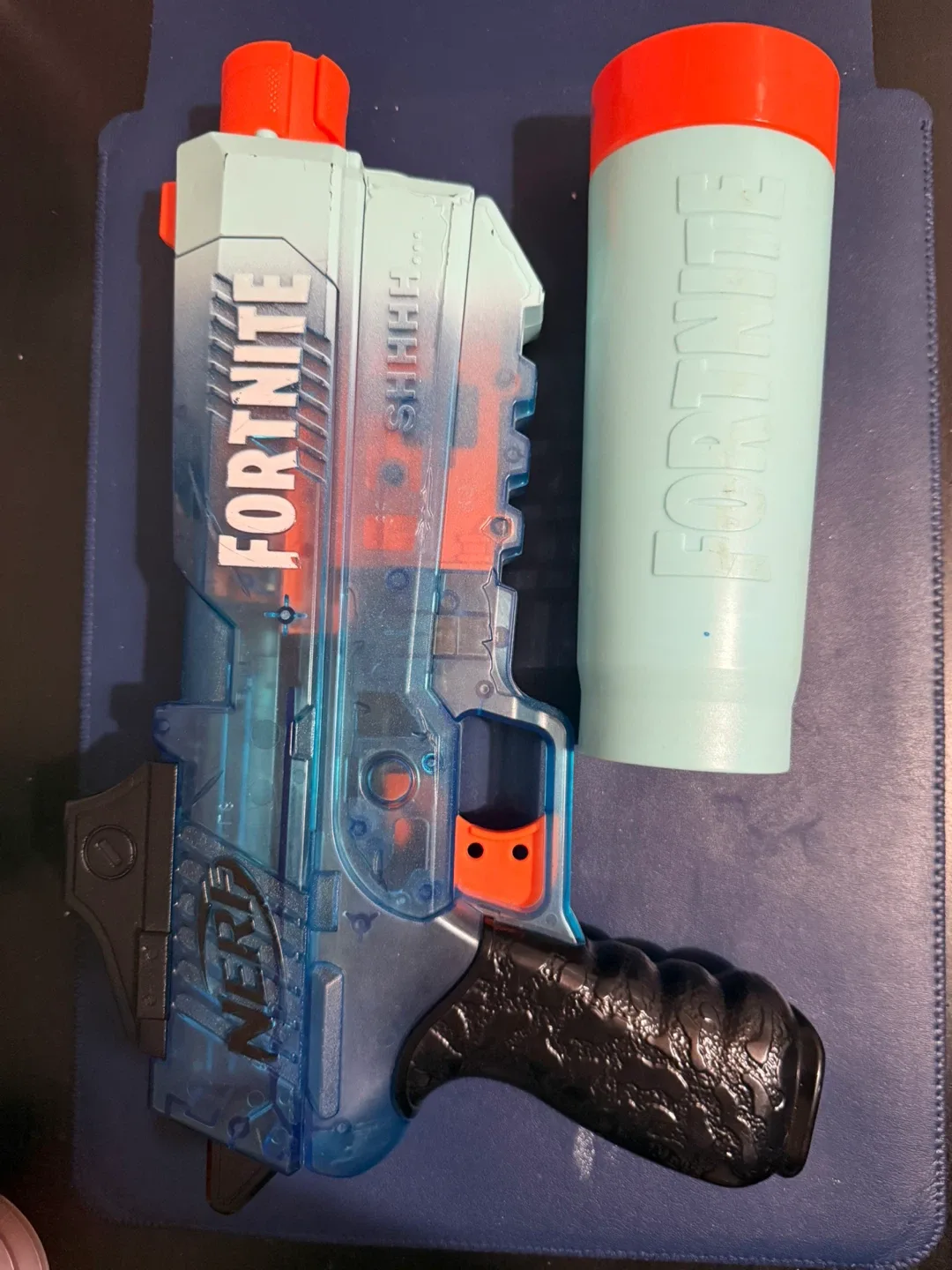 Nerf Fortnite Blasters with Darts & Accessories image indicator(6)