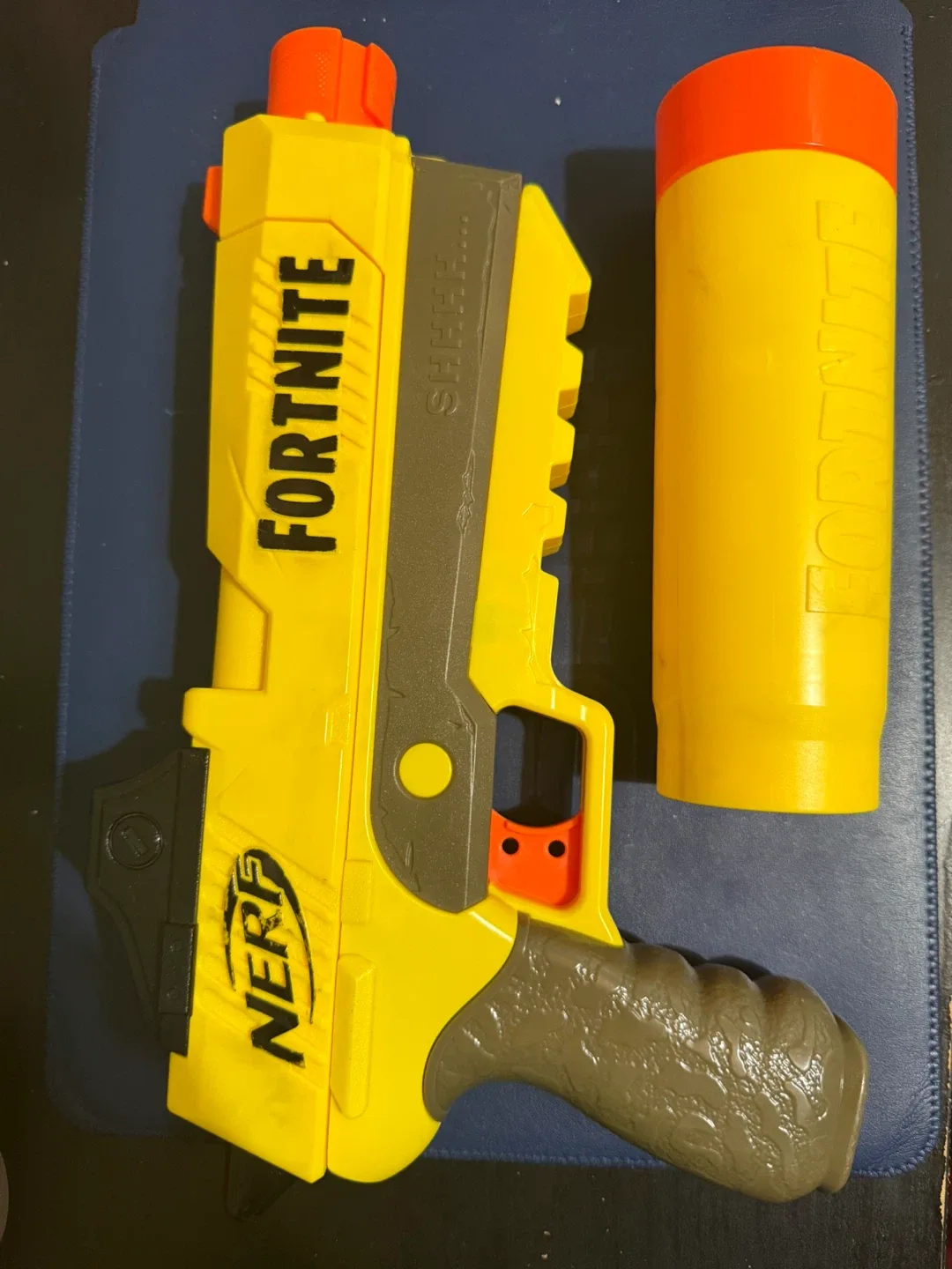 Nerf Fortnite Blasters with Darts & Accessories image indicator(7)