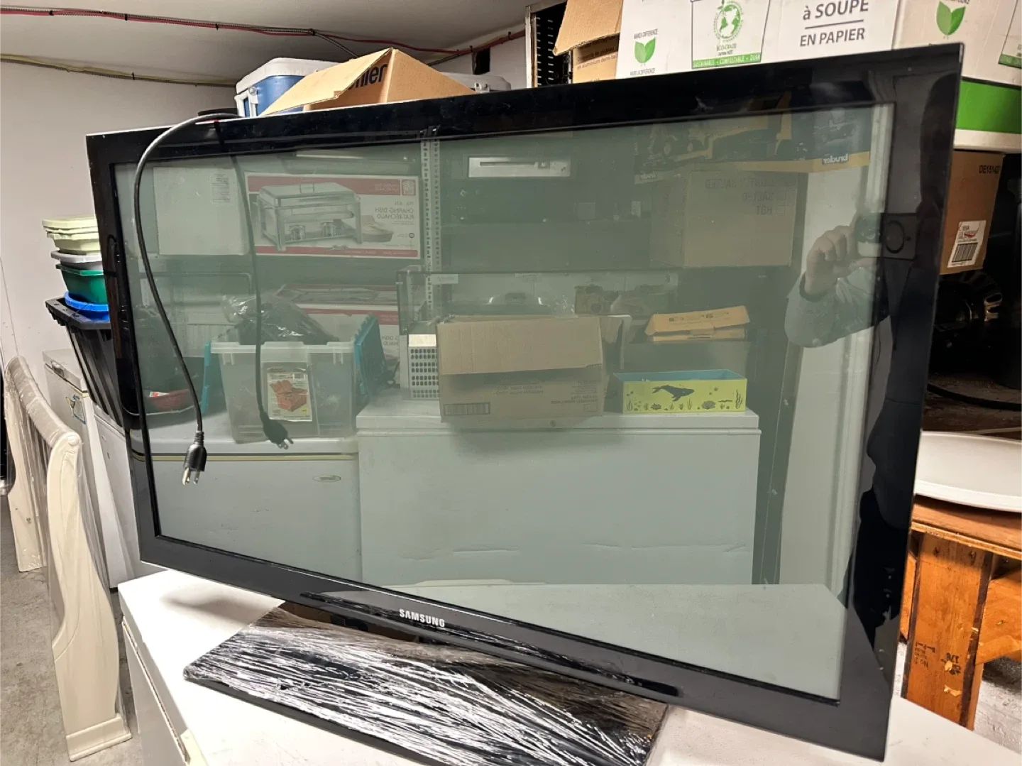 Samsung PN42C430 42 inch Plasma TV