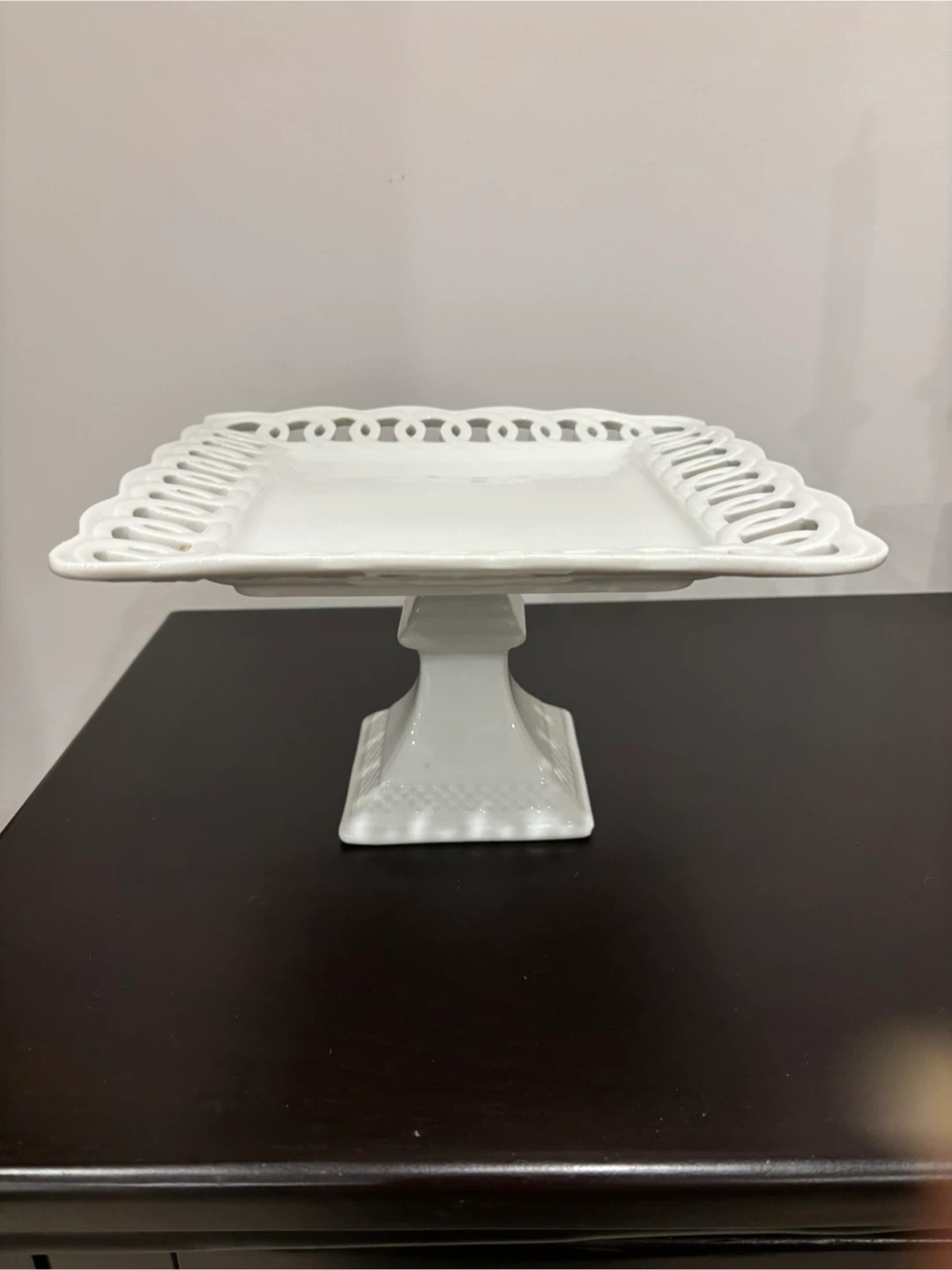 White Ceramic Cake Stand - photo 2