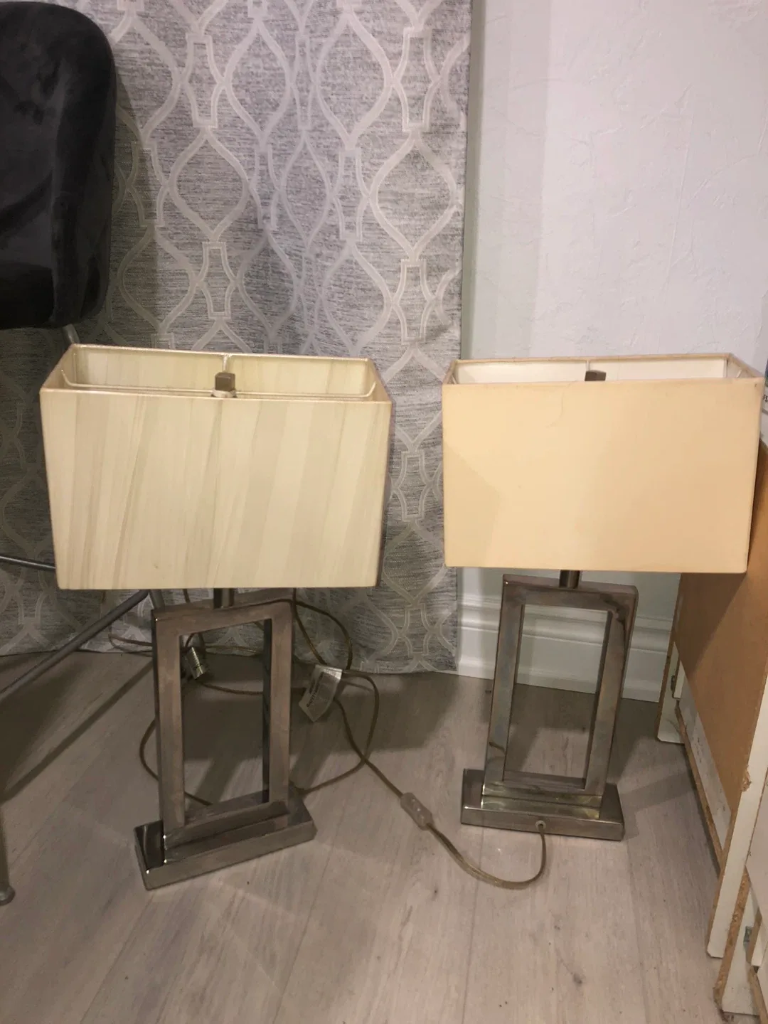 Pair of Rectangle Lamps image indicator(2)