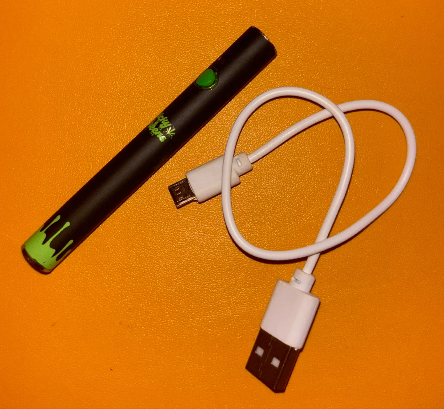 Sticky Greens Vape Pen with Charger