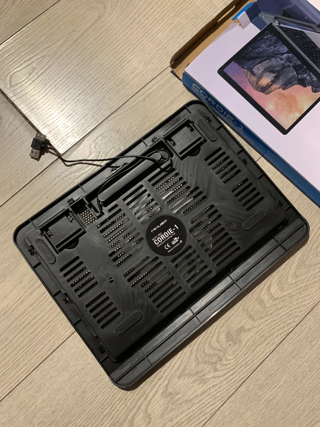 ‼️MUST-GO moving‼️ Mikuso Cordie-1 Notebook Cooling Pad image indicator(4)