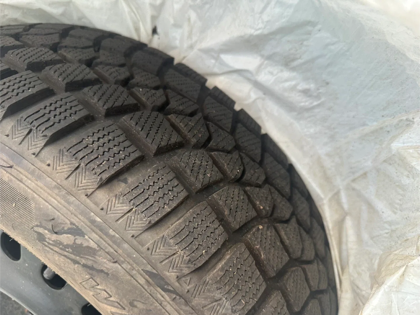 Haida Winter Tire 235/65R17 image indicator(2)