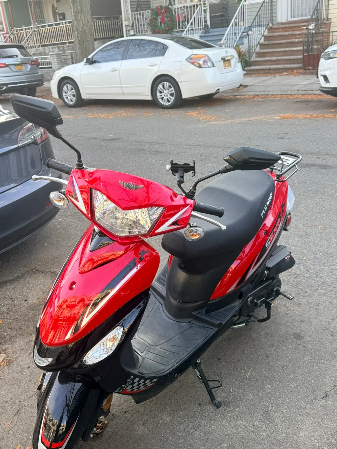 Fly Wing Solana Scooter-50cc - Red & Black