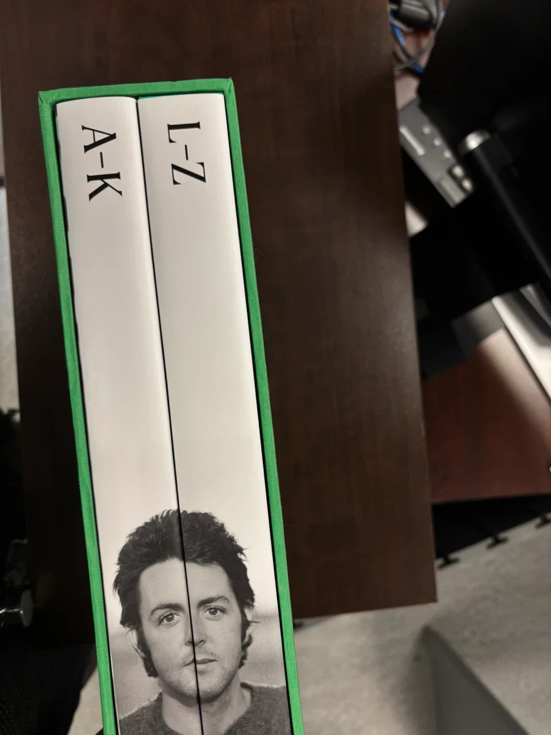 Paul McCartney 'The Lyrics: 1956 to the Present' Book image indicator(7)