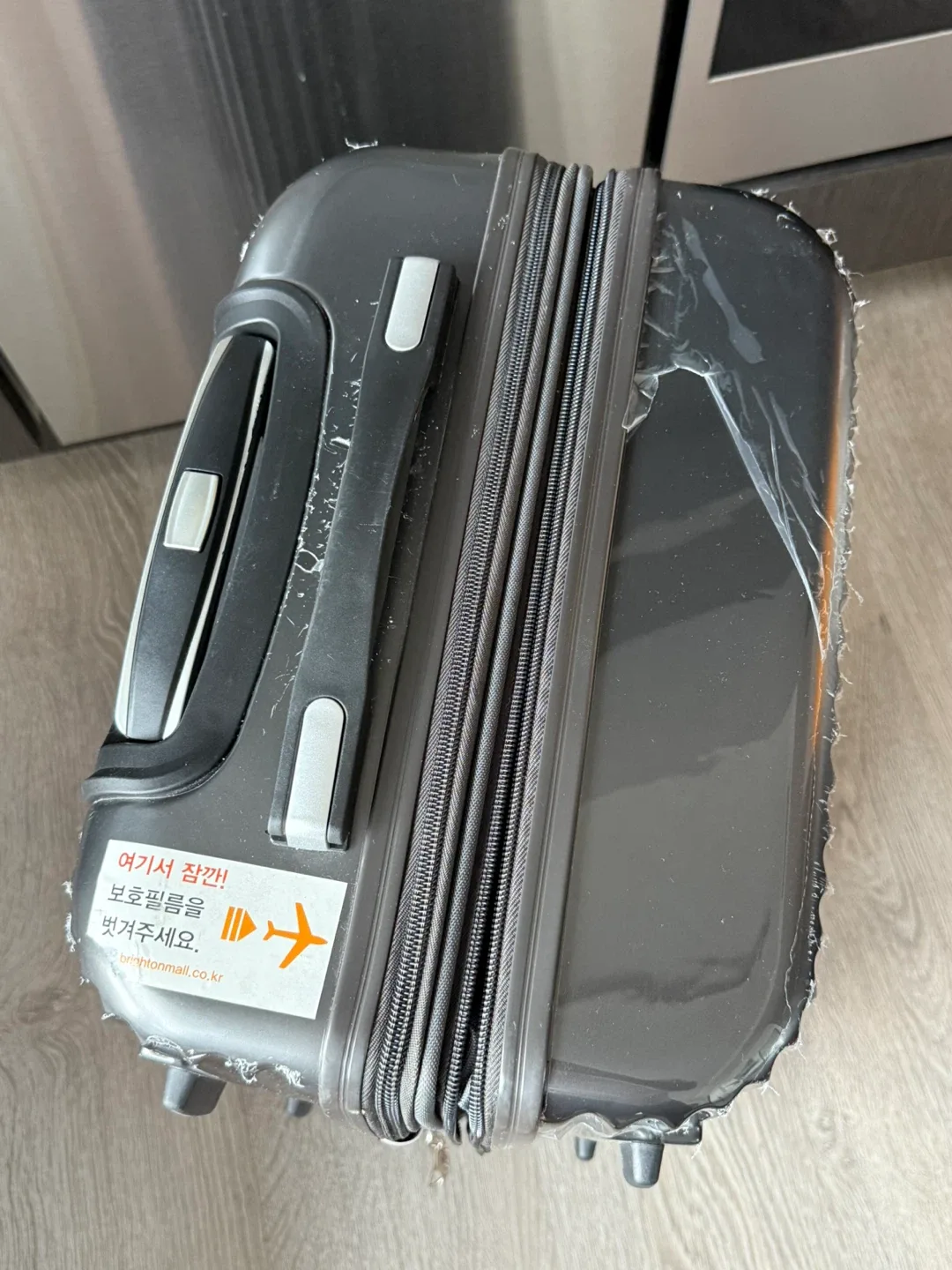 Travel Luggage Bag Wheels Black Medium image indicator(3)