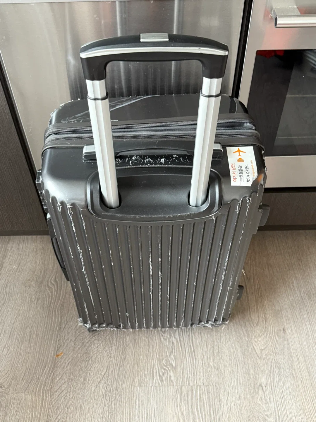 Travel Luggage Bag Wheels Black Medium image indicator(8)