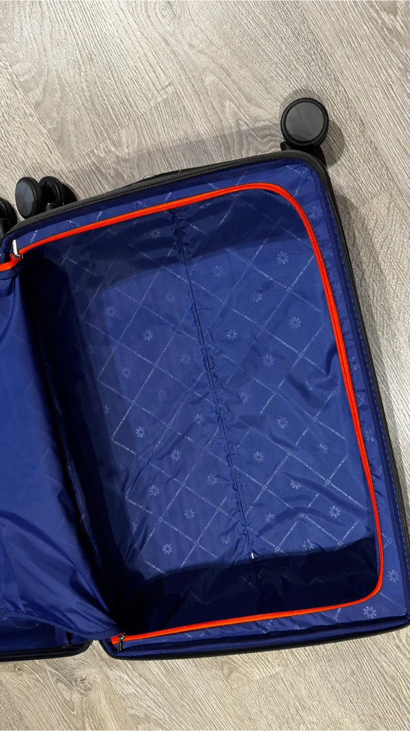 Travel Luggage Bag Wheels Black Medium image indicator(10)