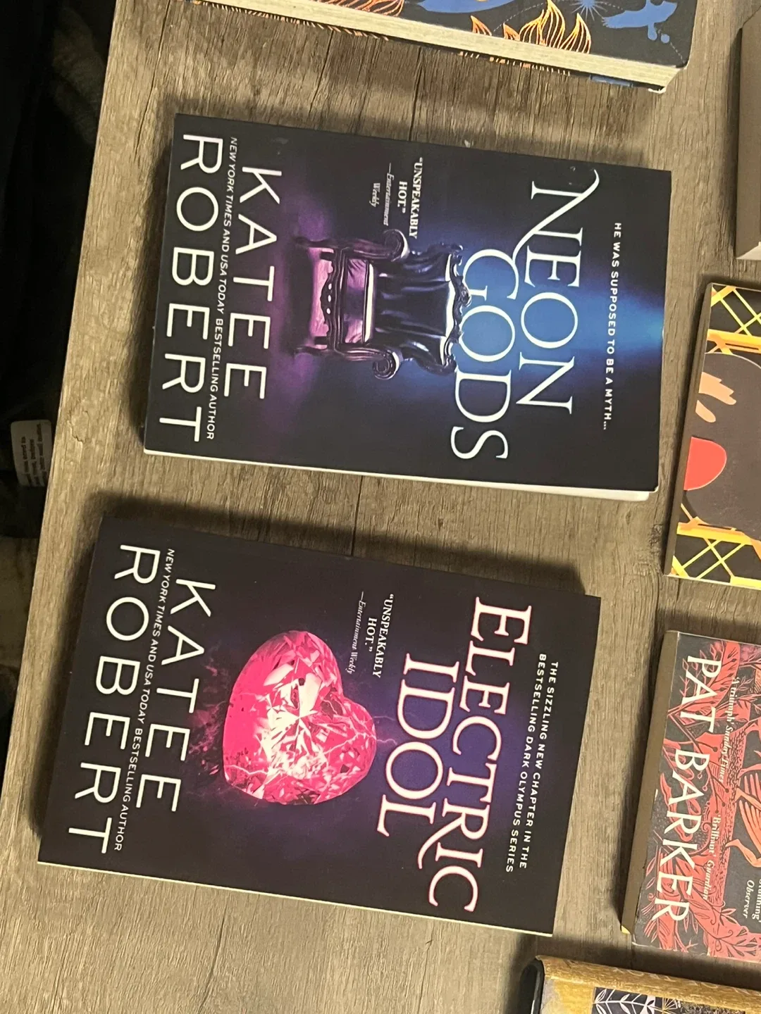 Books image indicator(2)