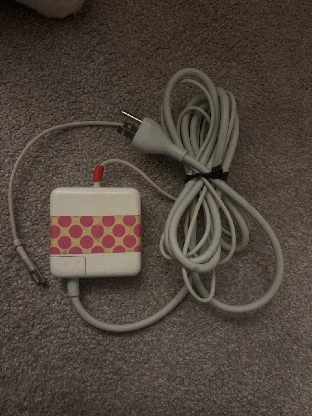 Apple 60W MagSafe Power Adapter