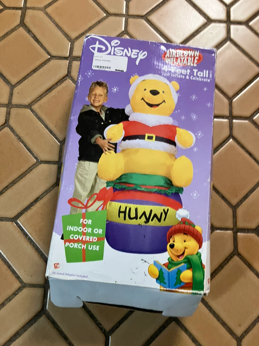 Disney Airblown Inflatable Winnie the Pooh 4-Foot Tall - photo 2